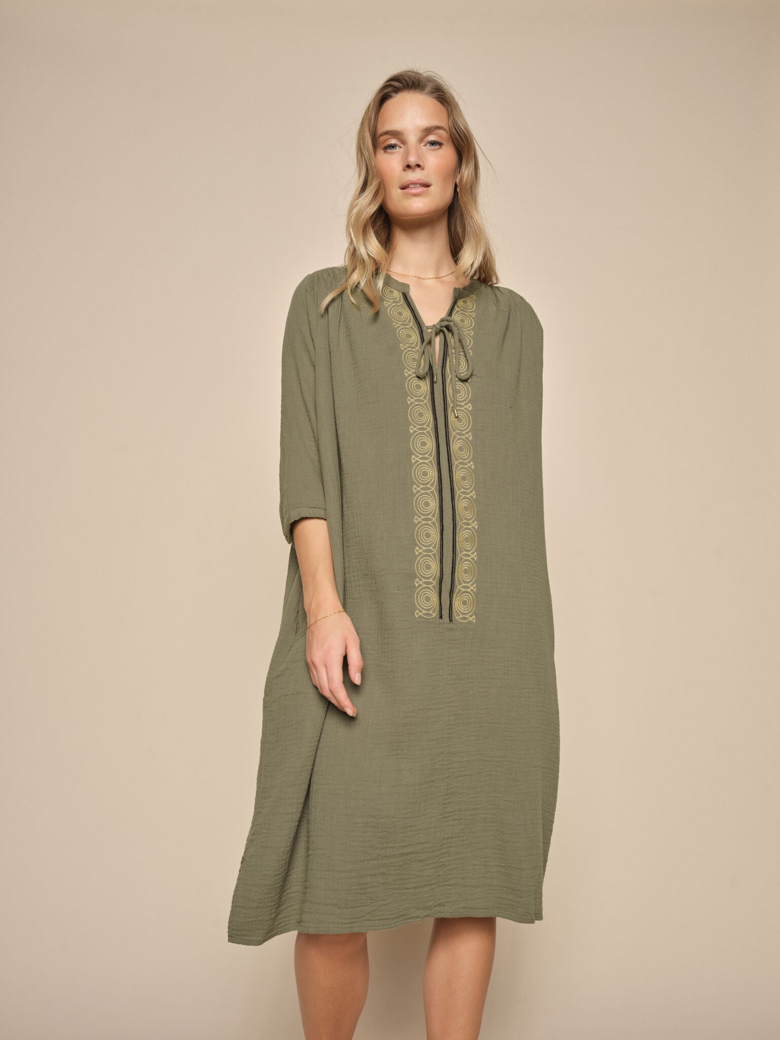 Mdoelshot / Dusty Olive / Detail